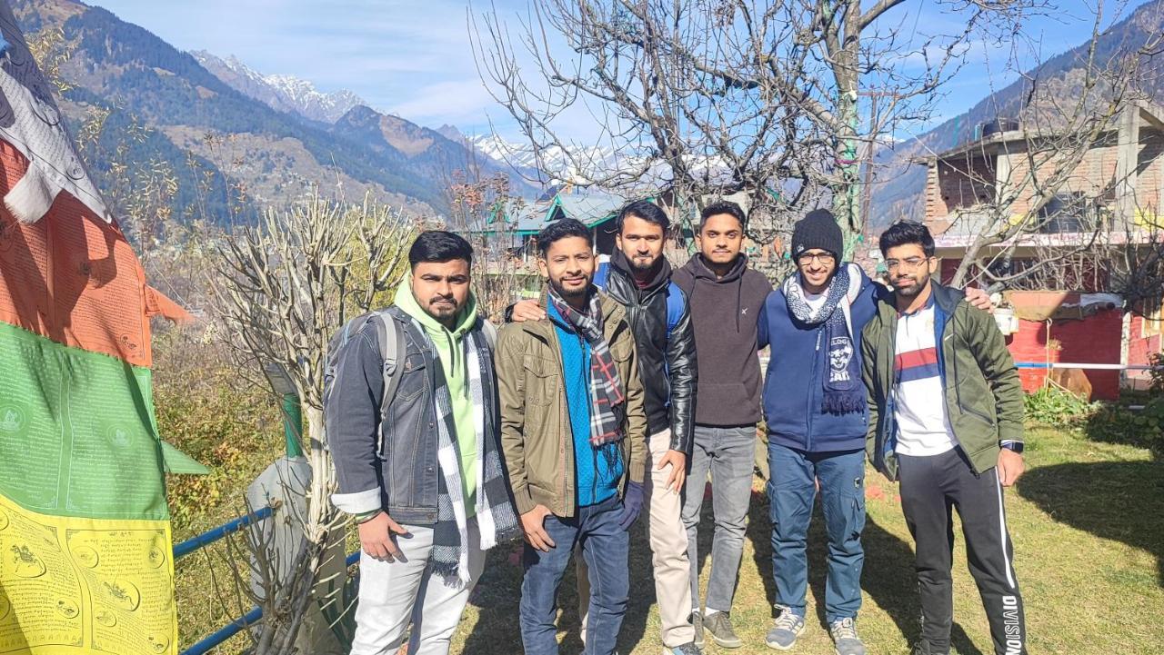 Indian Backpackers Hostel Manāli Dış mekan fotoğraf